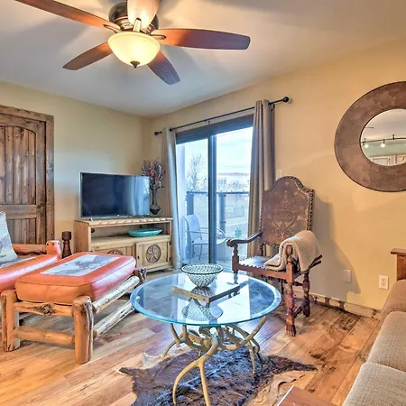 Rustic Fort Worth Abode With Balcony, Near Downtown!