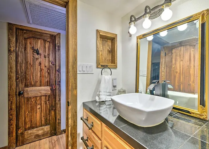 Apartment Worth < 5 Mi To Downtown! Fort Worth